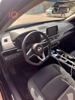 نيسان ألتيما